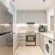 Trendy 1BR with a Glimpse of Burj Khalifa, Near Zabeel Stadium, Minutes Drive to Dubai Frame, Binghatti Creek, Al Jaddaf by Deluxe Holiday Homes, Dubaï - Photo 2