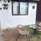 Thorpe Park Studio - Detached Stay & Free Gated Parking, Thorpe (Foto 9)