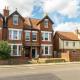 Spacious 7 Bedroom Home with Parking, Perfect for Contractors & Families