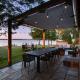 Waterfront Casa in wine County with SAUNA and HOT TUB, Demorestville (foto 7)