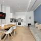 Design Suite 2 Bedrooms Living Room and Balcony, Hannover (photo 8)
