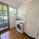 Kookaburra Cottage- views, wineries, sanctuary,, Хилсвилл (фото 6)