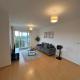 Modern 2 Bed Flat with Balcony in Hounslow, Cranford