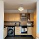 Modern 2 Bed Flat with Balcony in Hounslow, Cranford (fotografie 8)
