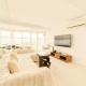 Cozy 2-bedroom in The Venice Luxury Residences, Manila - Fotografie 1