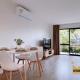 Discover Avondale - 10 Sec Walk to Sunday Market, Окленд - Фото 1