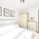1 Bed flat in London with Free Parking, Colindale (photo 8)