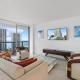 Resort-Style Living with Direct Ocean Views - 3BR Beauty Hallandale Beach - Foto 9