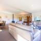 Stunning and Spacious 5-Bedroom Home in Rotorua - Photo 10