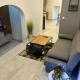 Chic 2-BR Loft w and Yard, Pieta (Foto 2)