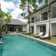 Tropical 4BR Oasis in the Heart of Canggu, Villa Mundano