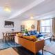 Stunning 3BR Townhouse, Terrace, Games, Free Parking, Manchester - Photo 1