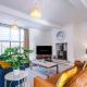 Stunning 3BR Townhouse, Terrace, Games, Free Parking, Manchester - Photo 8