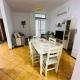 Golem Beach Apartment - Very Large - Self Check In - Parking Available, Голем
