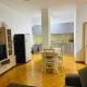 Golem Beach Apartment - Very Large - Self Check In - Parking Available, Голем (фото 7)