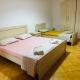 Golem Beach Apartment - Very Large - Self Check In - Parking Available, Голем (фото 3)