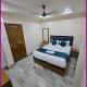 V - PREMIUM R - GH - Varanasi - Free Wi-Fi & Parking - Near The Holy Kashi Vishwanath Temple! - Photo 6