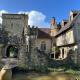 Quirky Castle on a lake in East Sussex, Mayfield (fotografie 2)