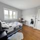 Double Room With Private Bathroom in Chatham, Chatham (fotografie 2)