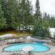Woodrun Lodge 306 | Budget-friendly Ski-in-Ski-out Condo w/ Heated Pool, Hot Tub, Fireplace Whistler - Foto 6