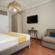 Stylish two-Bedroom apartment near Fiera Milano exhibition area just minutes from Wagner Metro Station Red Line M1, Milán - Fotografie 8