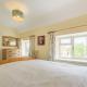 3 Bed in Thornham KT111 - Photo 10
