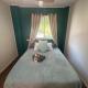 Cozy 2 bedroom Unit, Free gym use, Kitchenette, El Nido (foto 9)