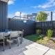 Huntington Townhouse with Patio and Parking Auckland - Photo 10