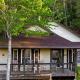 Cozy Cottage with a Jacuzzi in the Snowbird Mountain Range with Views of Lake Santeetlah, North Carolina