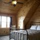 Stunning Private Cabin Getaway with Gorgeous Fireplace near Quincy, Illinois, Loraine (foto 4)