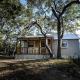 Rustic Dog-Friendly Cabin with Private Deck and Hot-Tub in Texas, Wimberley - Fotografie 6