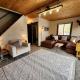 Secluded Luxury Cabin with Hot Tub on 10 Private Acres near Trails in Reed City, Michigan, Idlewild (fotografie 8)