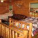 Rustic Log Cabin For a Group Getaway near Lake Cumberland in Kentucky, Liberty - Foto 10
