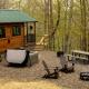 Cozy Log Cabin with a Hot Tub near Seneca Rocks, West Virginia - Perfect for a Romantic Glamping Getaway to the Mountains, Riverton - Fotografie 7