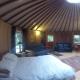 Secluded Lakefront Yurt with Private Beach near Portland, Oregon, Dunes City (fotografie 2)