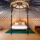 Secluded Romantic Yurt with Amazing Views in Dripping Springs, Texas, Hammetts Crossing (zdjęcie 4)