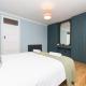 Pass the Keys 2 bed house close to city centre with parking, Bath - Photo 9