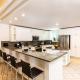 2 Bdrm Pool Marina View at The Yacht Club E12, Providenciales (foto 5)