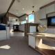Luxury mini lodge with hot tub and decking at Tattershall Lakes, Tattershall (fotografie 10)