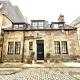 Historic Mews House 2BR in Edinburgh City Centre Edynburg - Zdjęcie 1