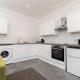 Contractor-Friendly 4-Bed 2-Bath Apartment, fast WiFi, central Redcar, Redcar (zdjęcie 4)