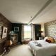 The Master Suite, Cotswolds Coaching Inn Naunton - Photo 2