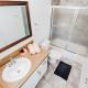 Spacious 5BR 3BA Home with Free Parking and WiFi 10 Minutes to Downtown LA Perfect for Large Groups, Los Angeles - Foto 2