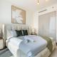 High-Floor 2BR with Skyline Views, Steps from a Park, Minutes Drive to Meydan Golf Club and Ras Al Khor Wildlife Sanctuary, Sobha Hartland The Crest Tower C, Sobha Hartland by Deluxe Holiday Homes, Dubaj - Fotografie 10