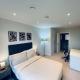 City Sky View Centre Luxe Apartment - 2 Bedrooms, Manchester - Photo 3