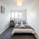 Modern 3BR with Parking Near Central Leeds Central Station - Foto 9