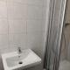 Comfortable 2 Bedroom Flat Free Parking Shared Kitchen, Praha - Fotografie 8
