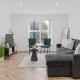2 Bed Apartment Near City Centre - on street parking