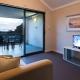 Surfside 8 - Spacious Retreat on Yallingup Beach - Foto 6