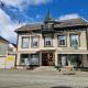 Charming apartment, 3rd floor in Swiss villa